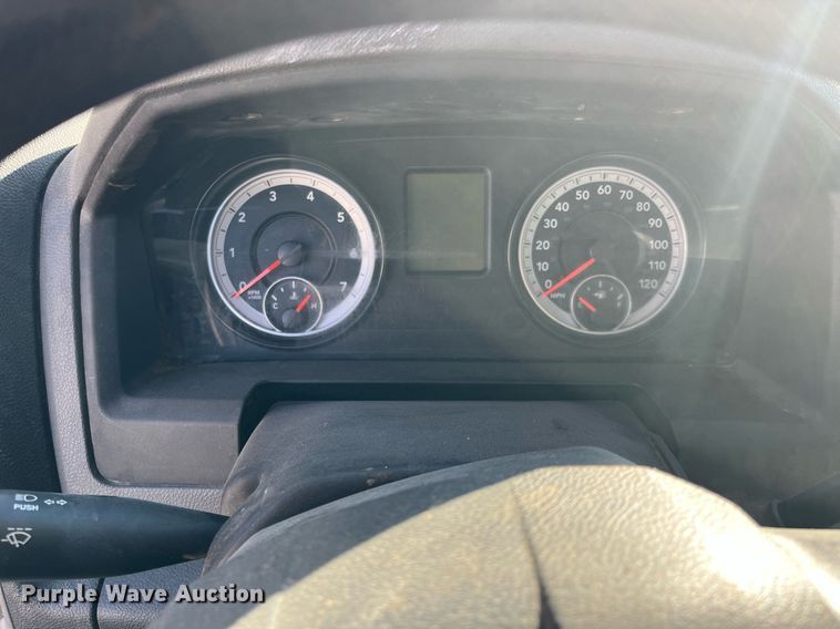 image for item DQ4064 2015 Dodge Ram 5500HD  truck cab and chassis