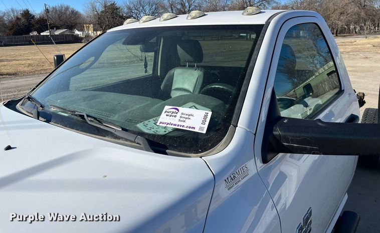 image for item DQ4064 2015 Dodge Ram 5500HD  truck cab and chassis