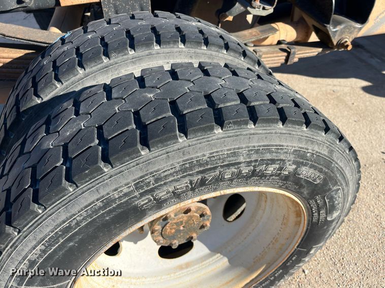 image for item DQ4064 2015 Dodge Ram 5500HD  truck cab and chassis