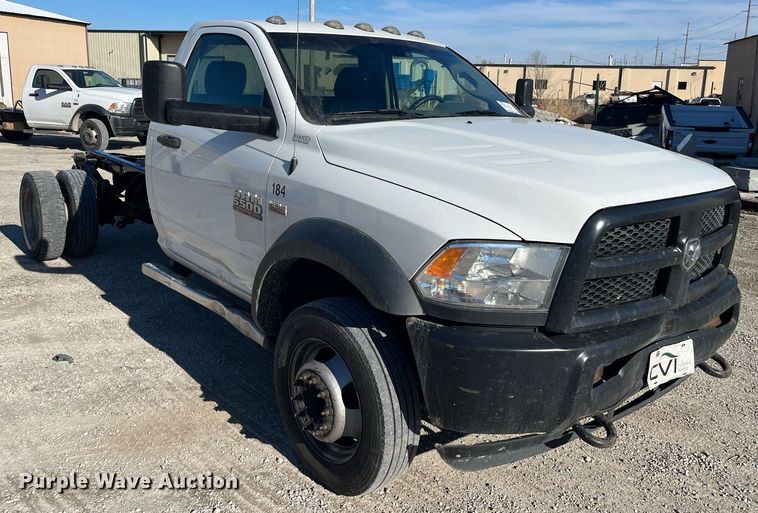 image for item DQ4066 2016 Dodge Ram 5500HD  truck cab and chassis