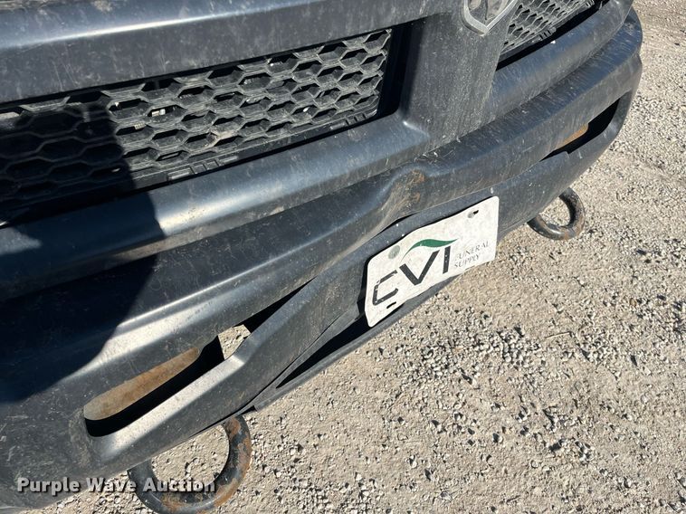 image for item DQ4066 2016 Dodge Ram 5500HD  truck cab and chassis