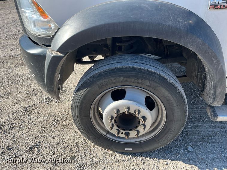 image for item DQ4066 2016 Dodge Ram 5500HD  truck cab and chassis