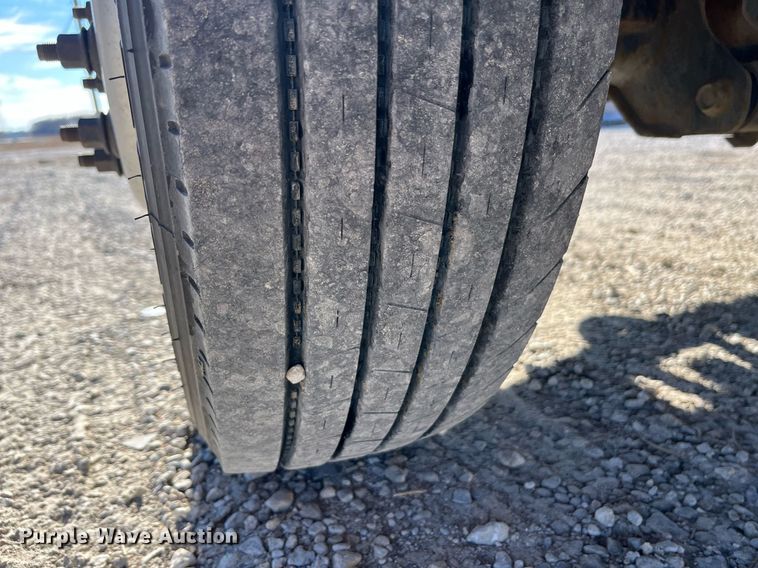 image for item DQ4066 2016 Dodge Ram 5500HD  truck cab and chassis