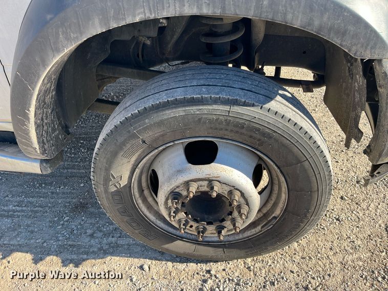 image for item DQ4066 2016 Dodge Ram 5500HD  truck cab and chassis