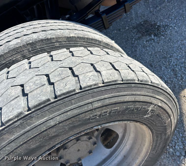 image for item DQ4066 2016 Dodge Ram 5500HD  truck cab and chassis