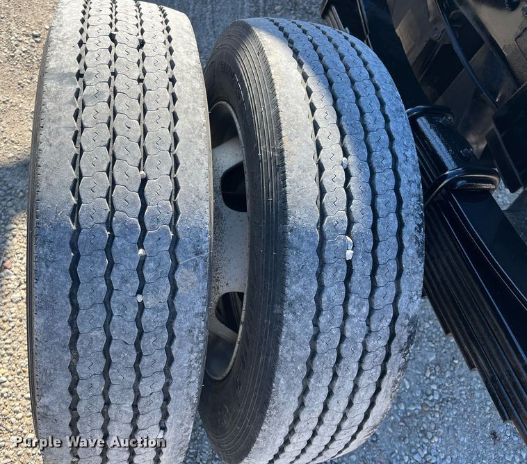 image for item DQ4066 2016 Dodge Ram 5500HD  truck cab and chassis