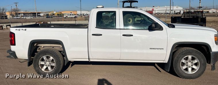 image for item DQ4083 2015 GMC Sierra 1500  Double Cab pickup truck