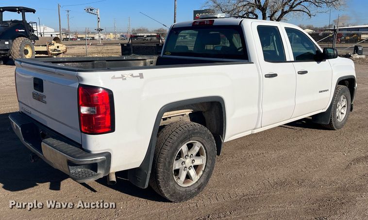 image for item DQ4083 2015 GMC Sierra 1500  Double Cab pickup truck