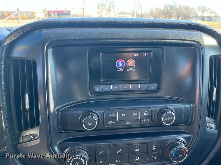 image for item DQ4083 2015 GMC Sierra 1500  Double Cab pickup truck