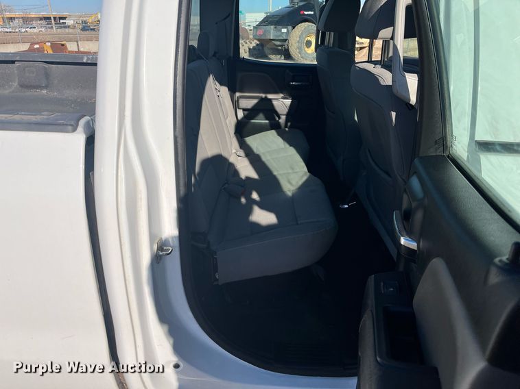 image for item DQ4083 2015 GMC Sierra 1500  Double Cab pickup truck