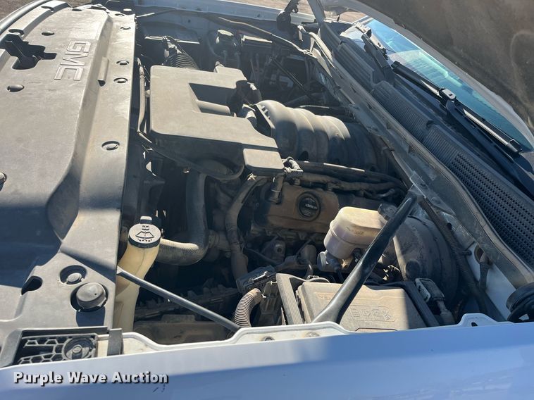 image for item DQ4083 2015 GMC Sierra 1500  Double Cab pickup truck