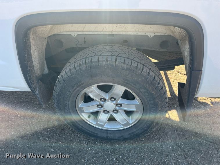 image for item DQ4083 2015 GMC Sierra 1500  Double Cab pickup truck