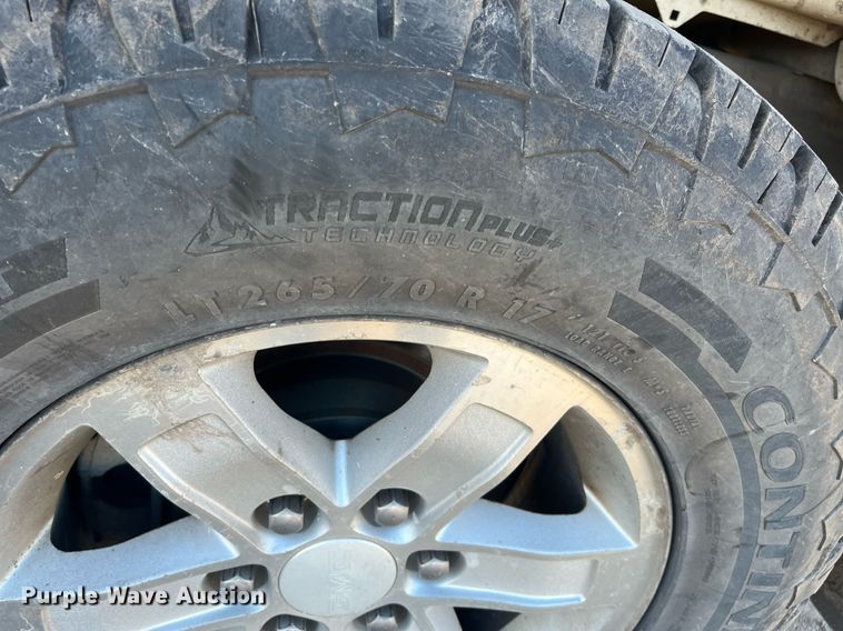 image for item DQ4083 2015 GMC Sierra 1500  Double Cab pickup truck