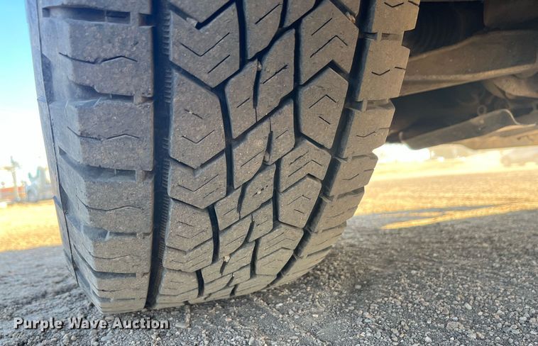 image for item DQ4083 2015 GMC Sierra 1500  Double Cab pickup truck