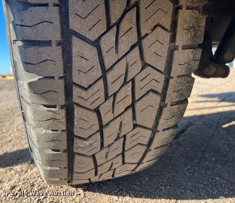 image for item DQ4083 2015 GMC Sierra 1500  Double Cab pickup truck