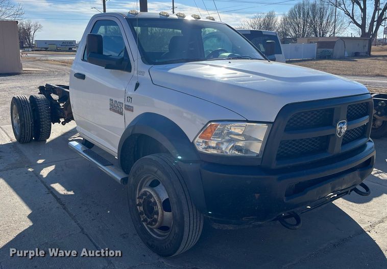 image for item DQ4926 2016 Dodge Ram 5500  truck cab and chassis