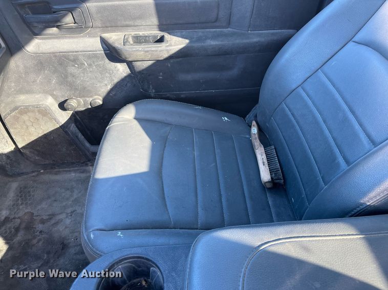 image for item DQ4926 2016 Dodge Ram 5500  truck cab and chassis