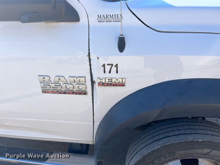 image for item DQ4926 2016 Dodge Ram 5500  truck cab and chassis