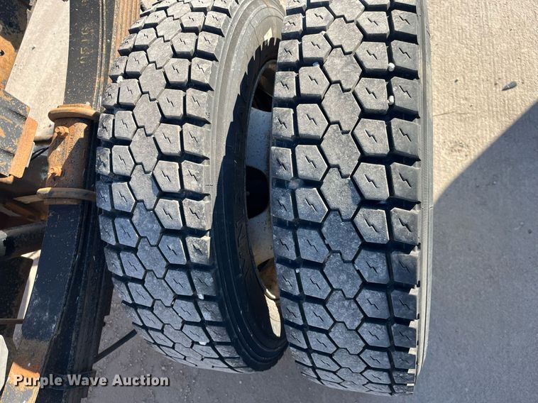 image for item DQ4926 2016 Dodge Ram 5500  truck cab and chassis