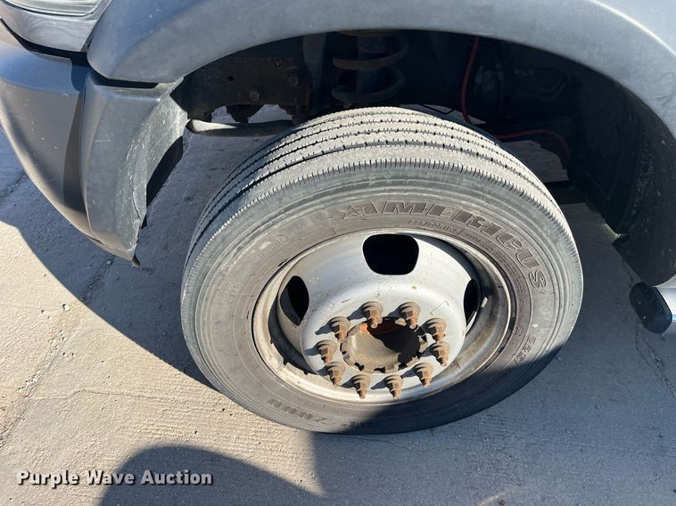 image for item DQ4926 2016 Dodge Ram 5500  truck cab and chassis