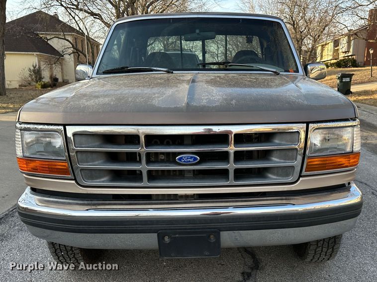 image for item DR6012 1992 Ford F250  SuperCab pickup truck