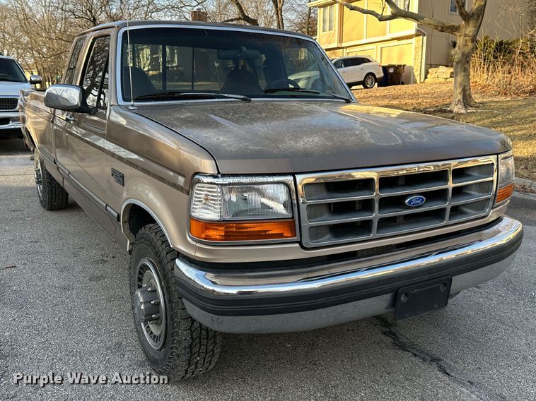 image for item DR6012 1992 Ford F250  SuperCab pickup truck