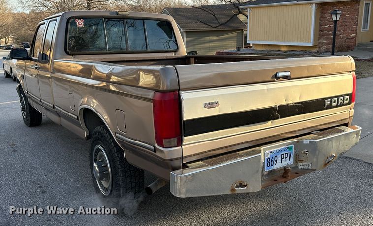 image for item DR6012 1992 Ford F250  SuperCab pickup truck