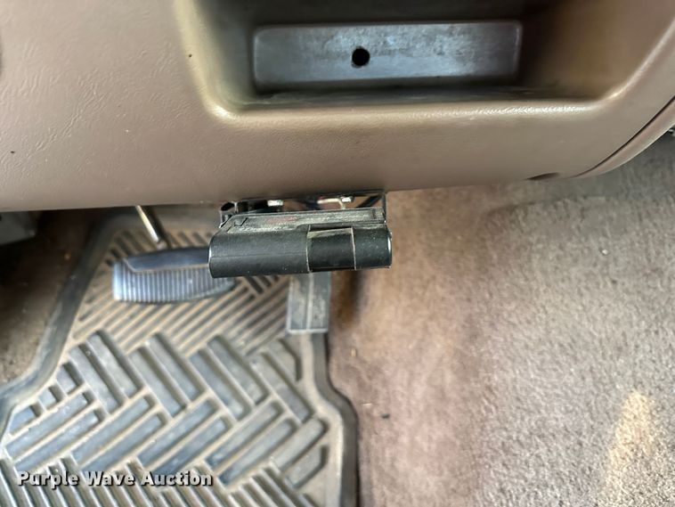 image for item DR6012 1992 Ford F250  SuperCab pickup truck