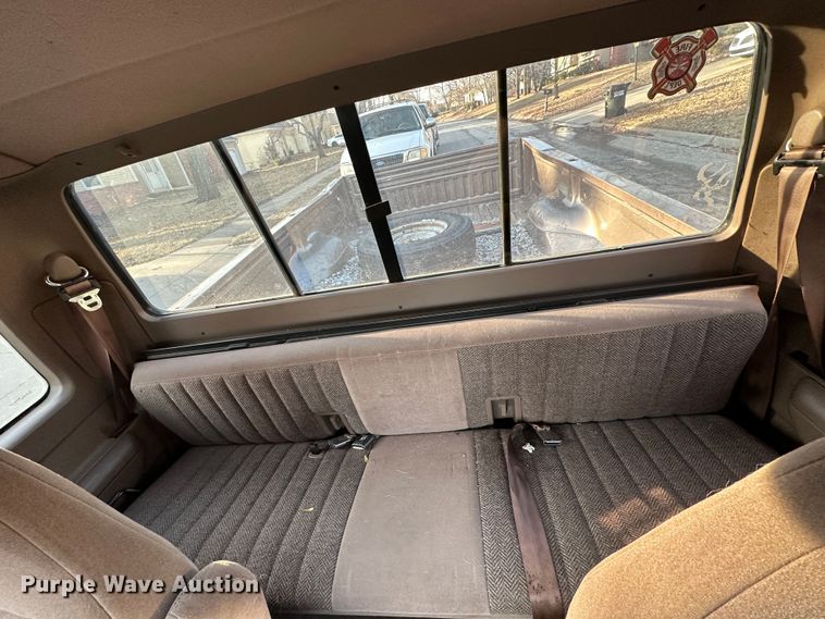 image for item DR6012 1992 Ford F250  SuperCab pickup truck