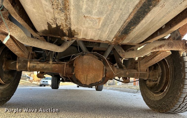 image for item DR6012 1992 Ford F250  SuperCab pickup truck