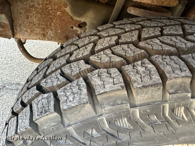 image for item DR6012 1992 Ford F250  SuperCab pickup truck