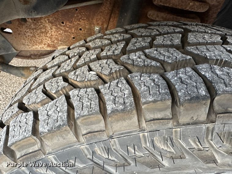 image for item DR6012 1992 Ford F250  SuperCab pickup truck