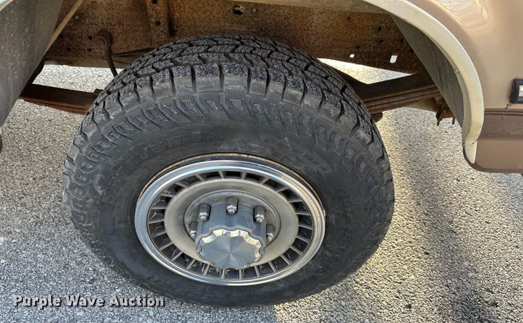 image for item DR6012 1992 Ford F250  SuperCab pickup truck