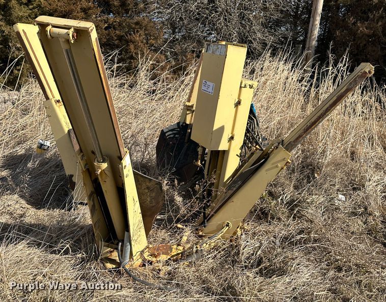 image for item DR6015 Vermeer TS30  skid steer tree spade