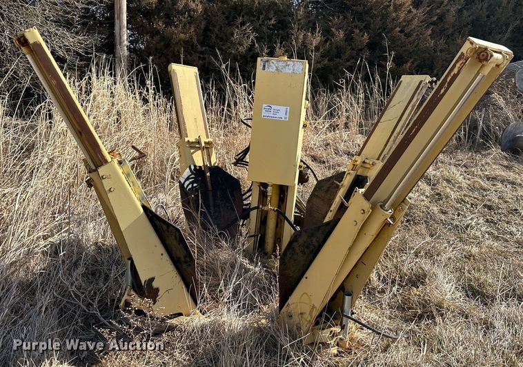 image for item DR6015 Vermeer TS30  skid steer tree spade