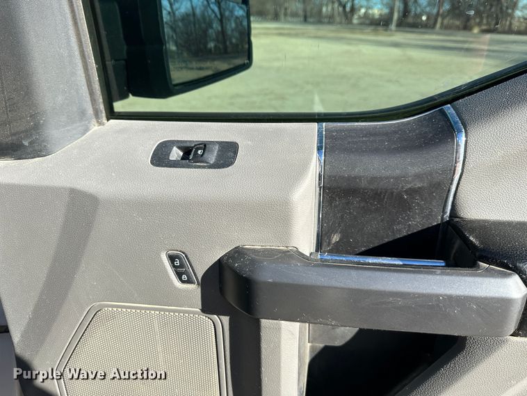 image for item DR7487 2018 Ford F150  SuperCab pickup truck