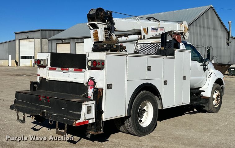 image for item DR7490 2008 Ford F750 Super Duty  utility / service truck