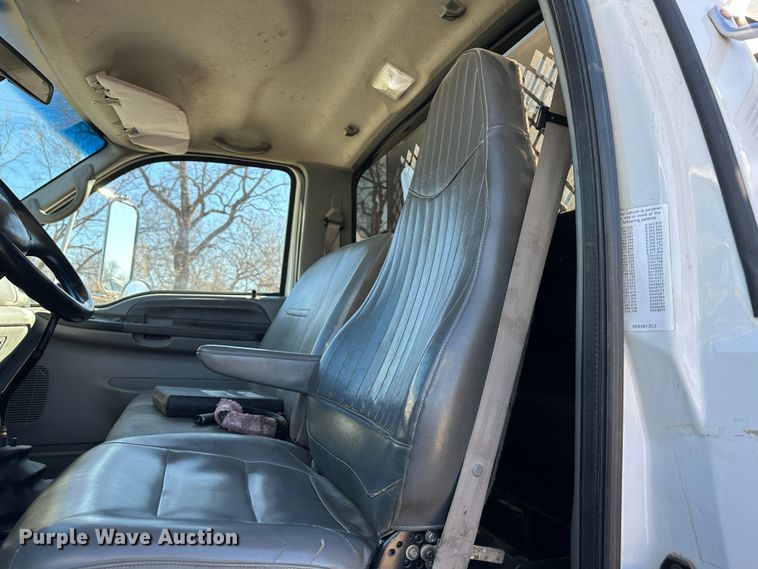 image for item DR7490 2008 Ford F750 Super Duty  utility / service truck