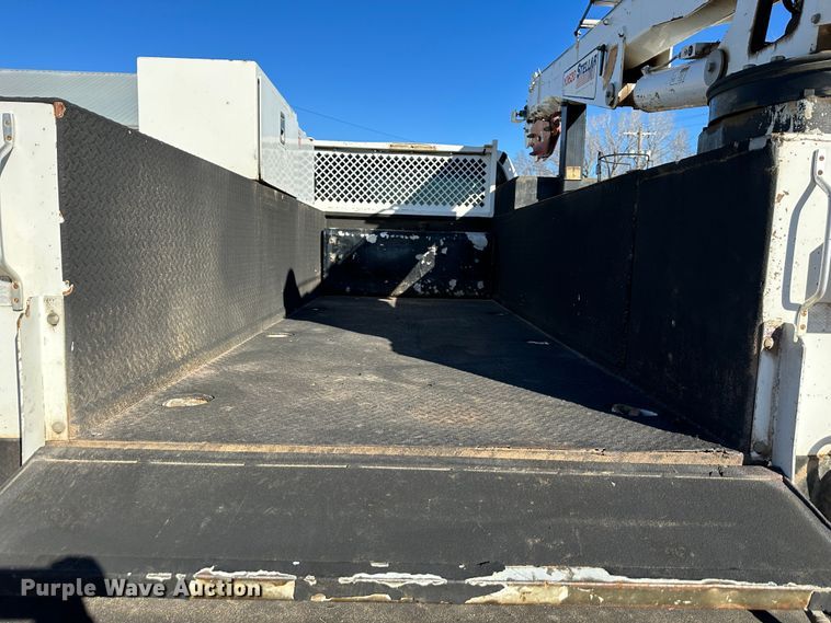 image for item DR7490 2008 Ford F750 Super Duty  utility / service truck