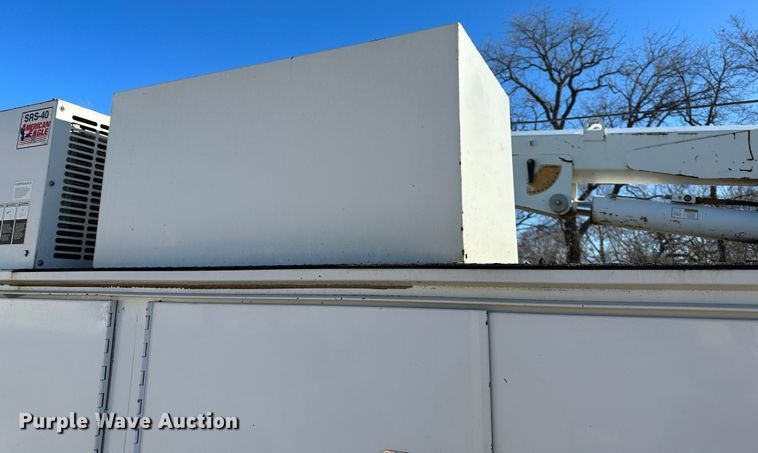 image for item DR7490 2008 Ford F750 Super Duty  utility / service truck