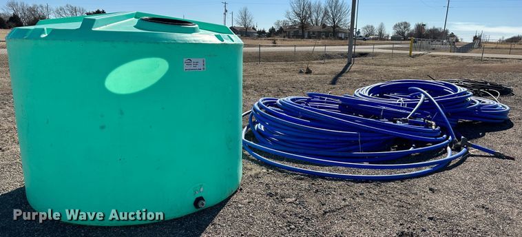 image for item DR7497 1500 gallon poly tank