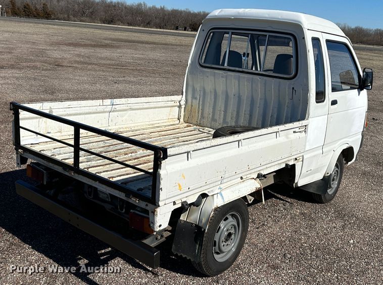 image for item DR7498 Daihatsu  mini truck