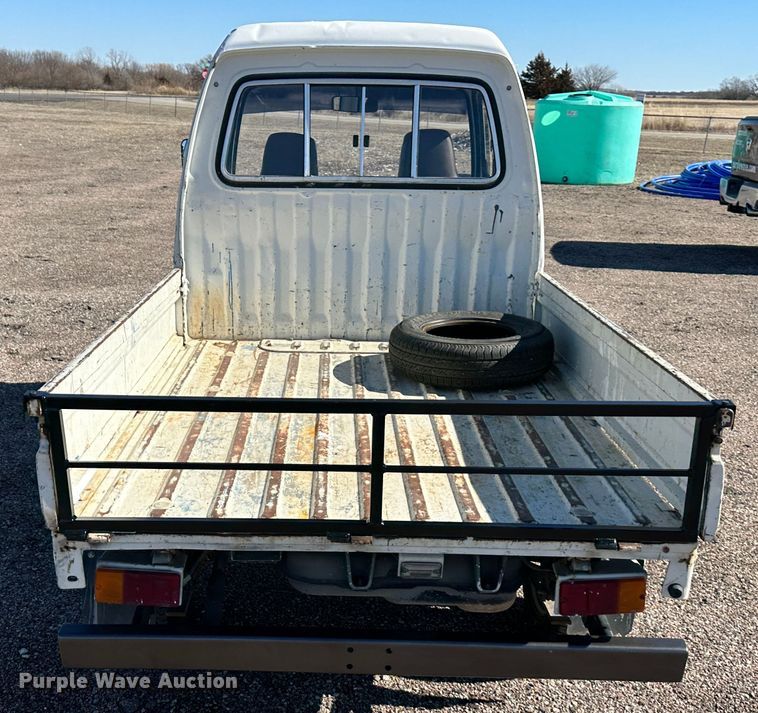 image for item DR7498 Daihatsu  mini truck