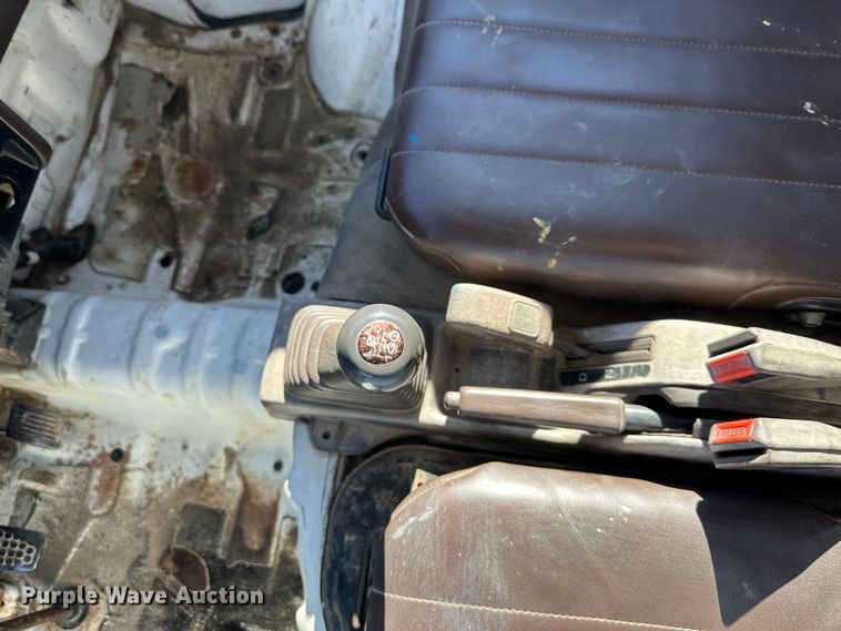 image for item DR7498 Daihatsu  mini truck