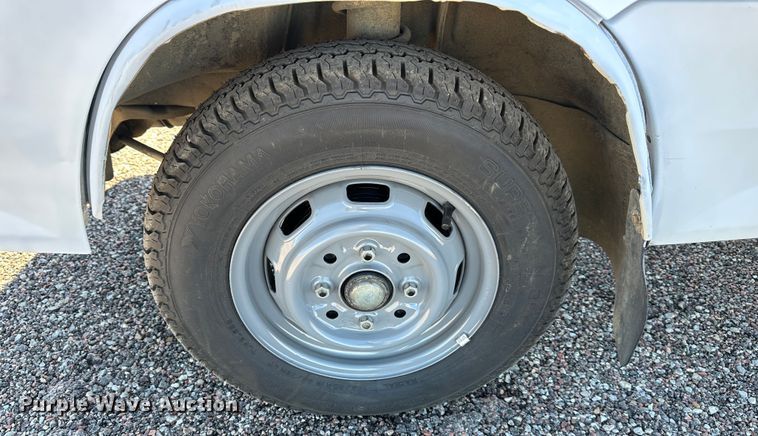 image for item DR7498 Daihatsu  mini truck