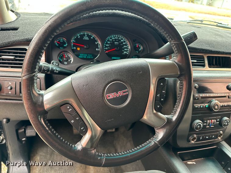 image for item DR7500 2007 GMC Yukon  SUV