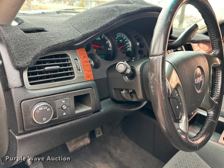 image for item DR7500 2007 GMC Yukon  SUV