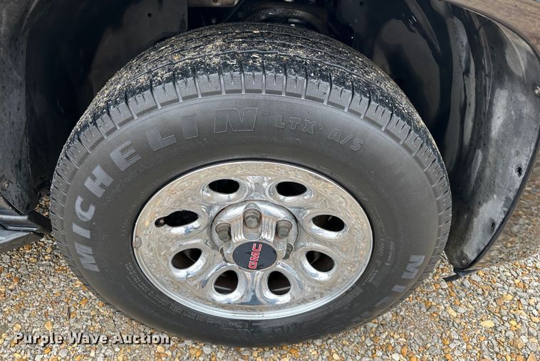 image for item DR7500 2007 GMC Yukon  SUV