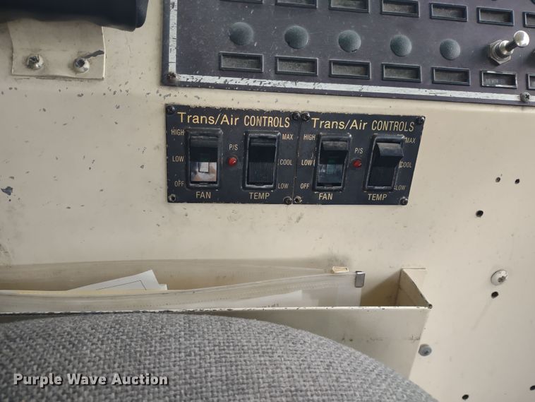 image for item DR8181 1998 Blue Bird TC2000  school bus