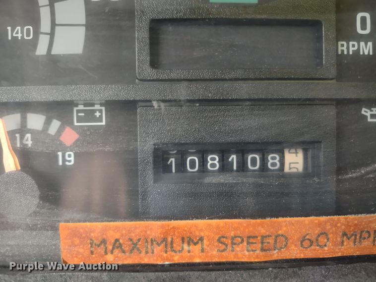 image for item DR8181 1998 Blue Bird TC2000  school bus